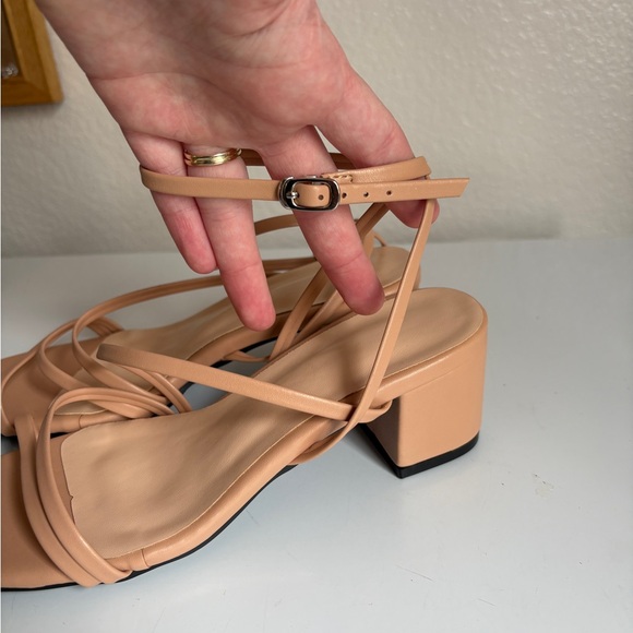 NEW 5 strappy nude block heels - Picture 3 of 8